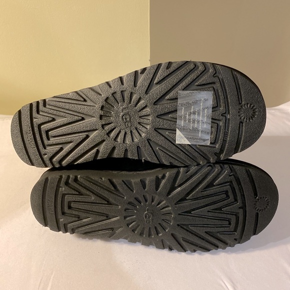 UGG Mini Crystal Side Brooch Black Boots - Women's Size 8 Sheepskin - Picture 5 of 5